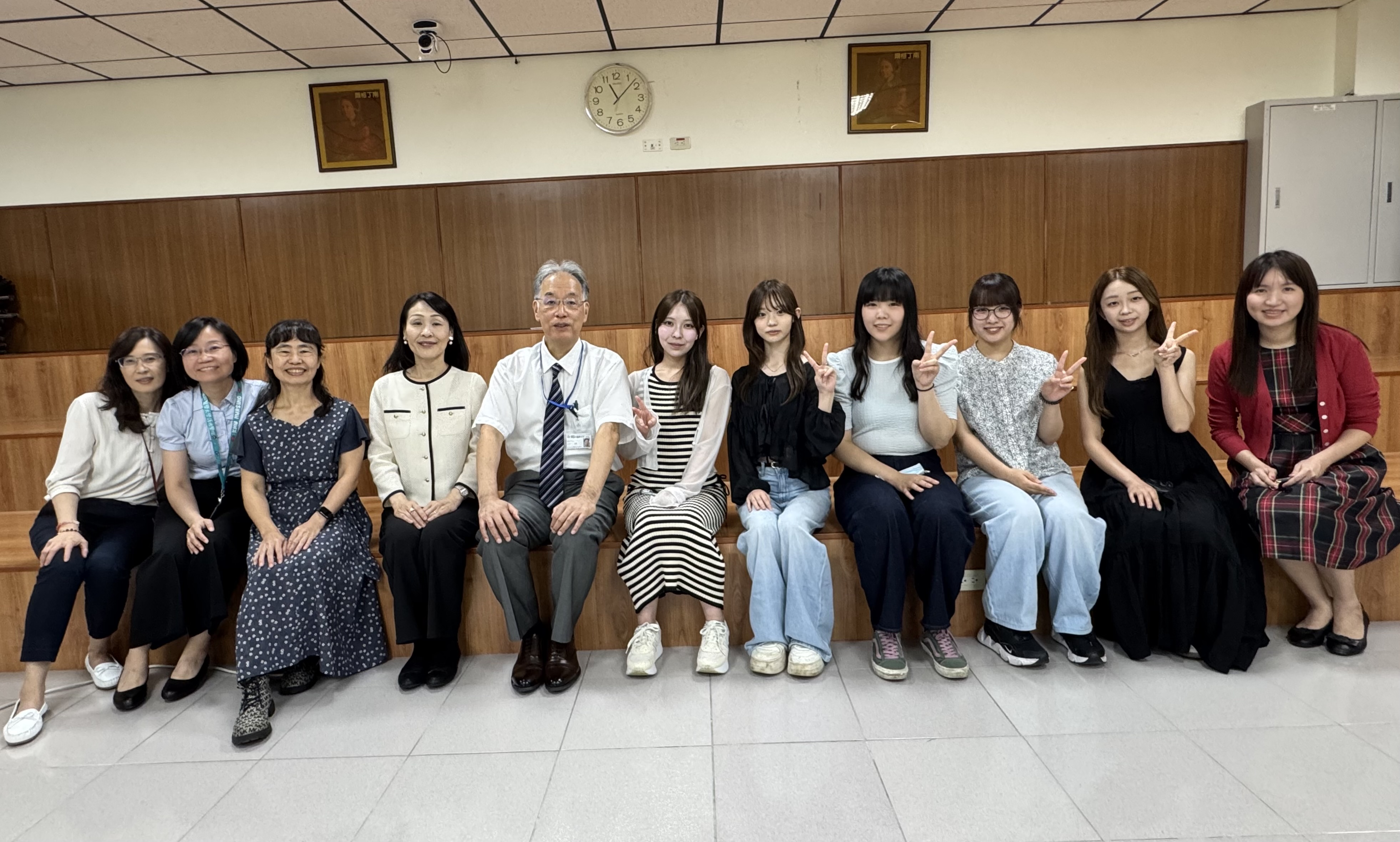 圖6 基本臨床技術教學中心大合照