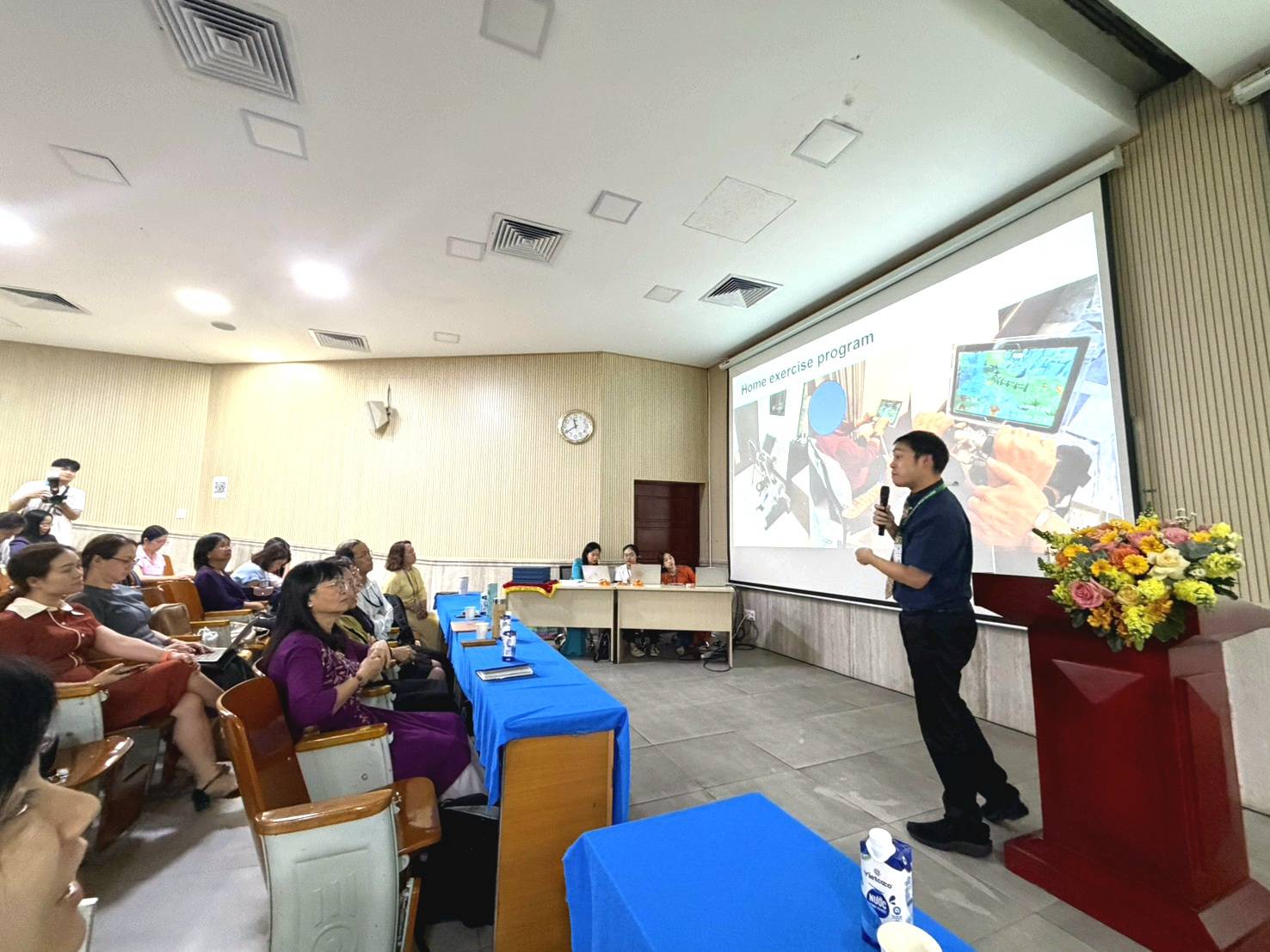 碩士生賴柏亘醫師專題演講